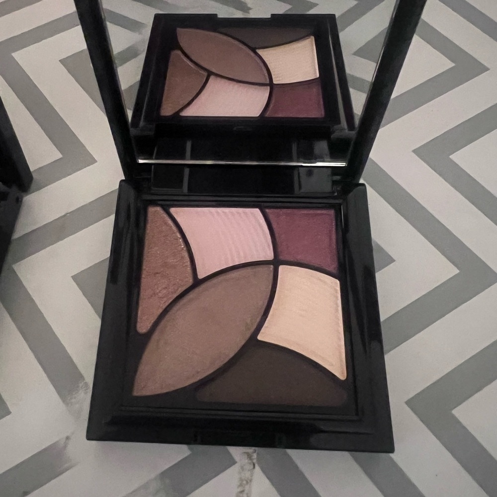 NEW ESTEE LAUDER Eyeshadow palette